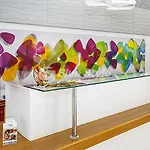 Ellia Hotel